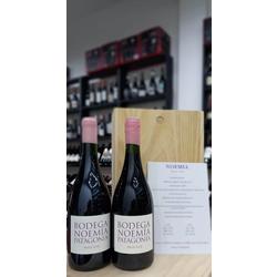 Noemia Pinot Noir 2019 & 2020 by Hans Vinding Diers en Estuche de Madera